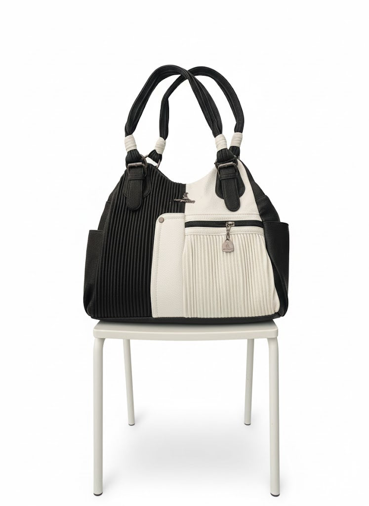 Elegant Two-Tone Pleated Handbag - Chic Shoulder Bag Black & White