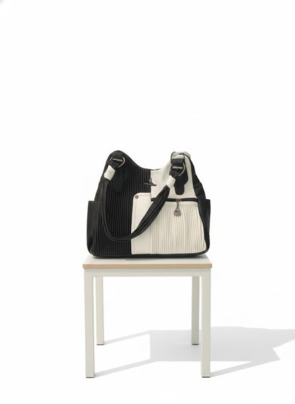Elegant Two-Tone Pleated Handbag - Chic Shoulder Bag Black & White